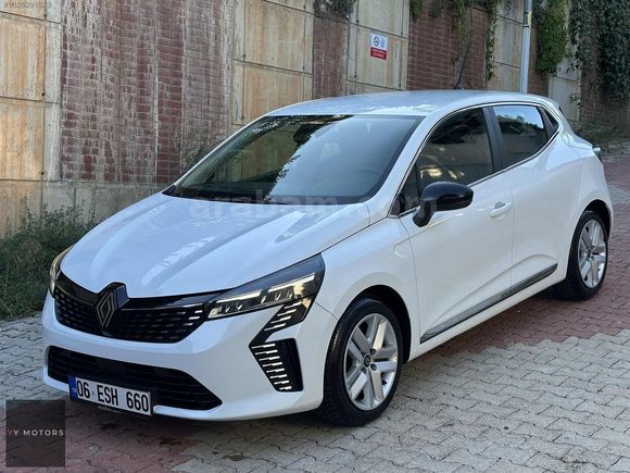 2024 CLİO EVOLUTİON 30.000 KM HATASIZ GSR2 PAKET FUL