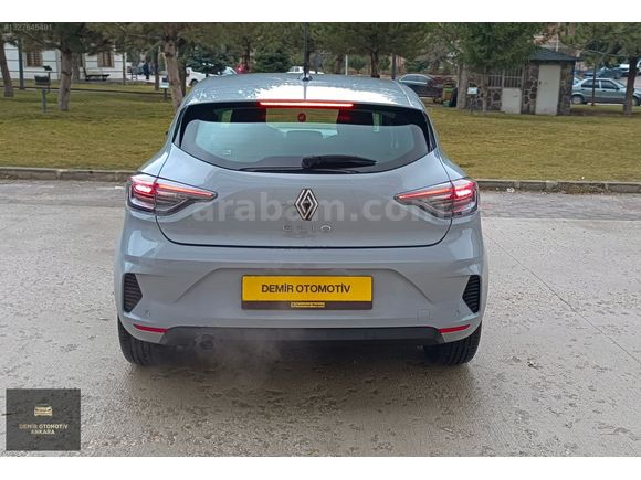 DEMİR OTOMOTİV'DEN 2025 MODEL CLİO 1.0 TCE EVOLOTİON X-Tronic