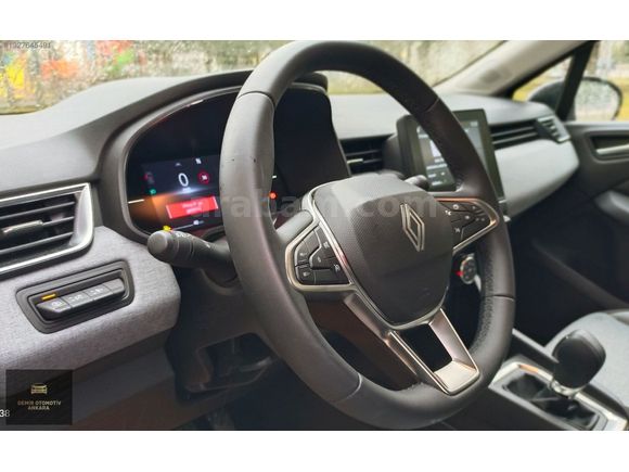 DEMİR OTOMOTİV'DEN 2025 MODEL CLİO 1.0 TCE EVOLOTİON X-Tronic