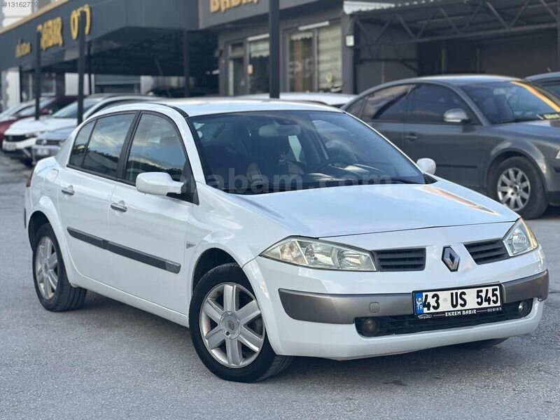 Galeriden Renault Megane 1.6 Dynamique 2004 Model Kütahya 255.000 km Beyaz