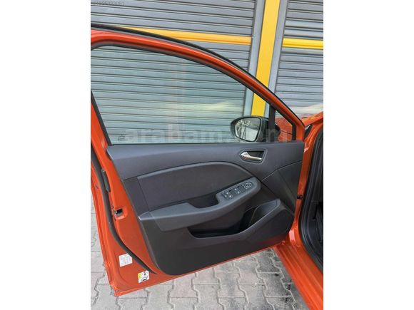 ''SND OTOMOTİV'' 2023 MODEL CLİO EVOLUTİON HATASIZ BOYASIZ