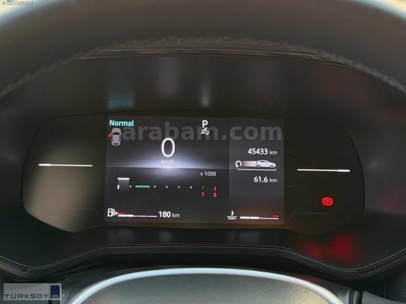 2024 CLİO 1.0 TCE EVOLUTİON - 45.000 KM - BOYASIZ