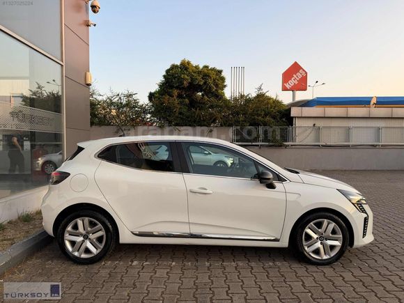 2024 CLİO 1.0 TCE EVOLUTİON - 45.000 KM - BOYASIZ