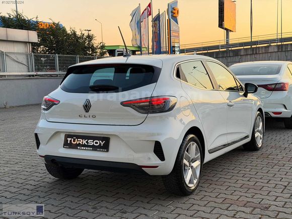 2024 CLİO 1.0 TCE EVOLUTİON - 45.000 KM - BOYASIZ