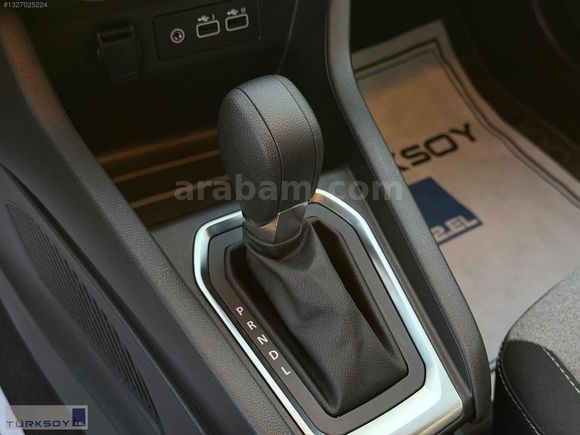 2024 CLİO 1.0 TCE EVOLUTİON - 45.000 KM - BOYASIZ