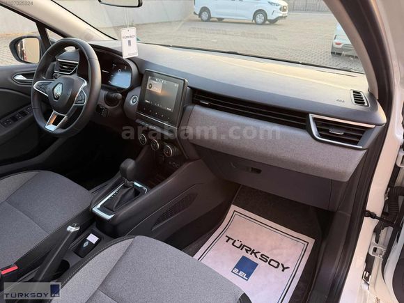 2024 CLİO 1.0 TCE EVOLUTİON - 45.000 KM - BOYASIZ