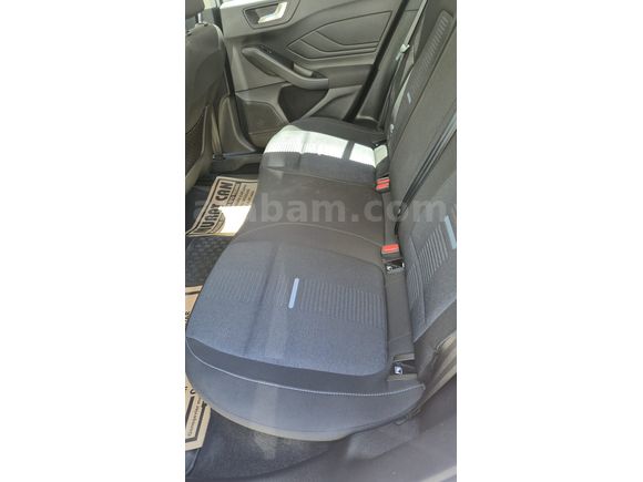 Ford Focus Active Stil 2023 Model 40.000km