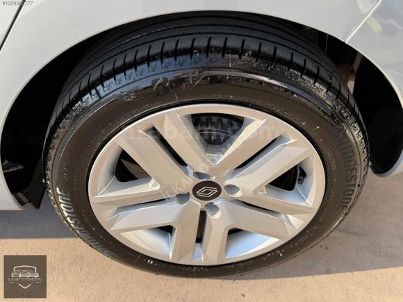 2025 21 BİN KM'DE NARDO GRİ CLİO GSR PKT/HAYALET/Ş.TKP/G.GRŞ