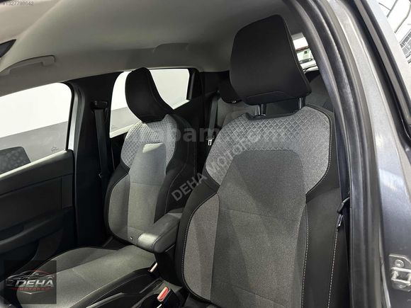 DEHA'dn 2023-MODEL -RENAULT CLİO-OTOMATİK-BOYASIZ- 49.000 KM