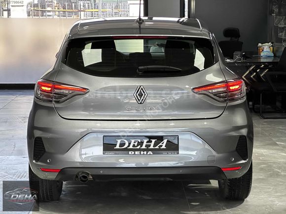 DEHA'dn 2023-MODEL -RENAULT CLİO-OTOMATİK-BOYASIZ- 49.000 KM