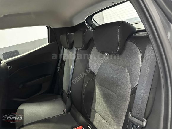 DEHA'dn 2023-MODEL -RENAULT CLİO-OTOMATİK-BOYASIZ- 49.000 KM