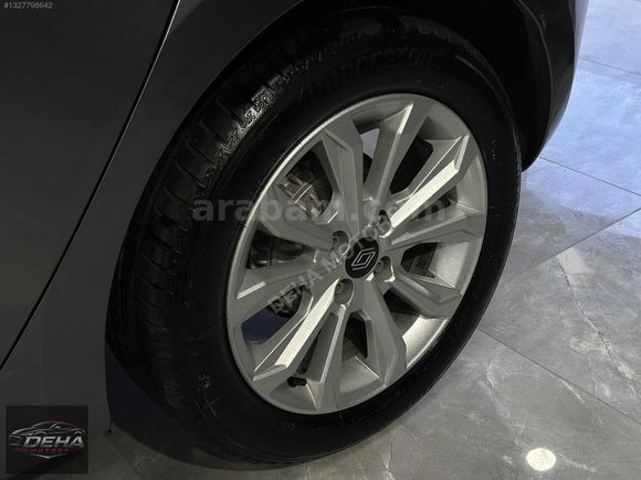DEHA'dn 2023-MODEL -RENAULT CLİO-OTOMATİK-BOYASIZ- 49.000 KM
