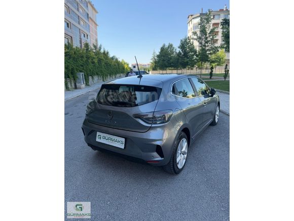 GÜRMAKS OTO DAN 2023 MODEL REANULT CLİO EVOLUTİON DEĞİŞENSİZ YSB