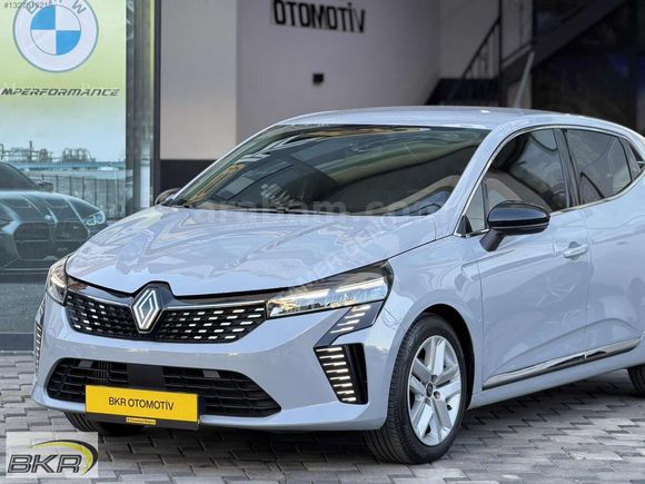 Hatasız boyasız 30 bin Km de otomatik Clio
