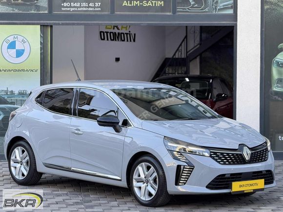 Hatasız boyasız 30 bin Km de otomatik Clio