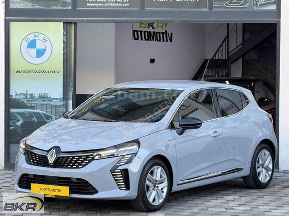 Hatasız boyasız 30 bin Km de otomatik Clio