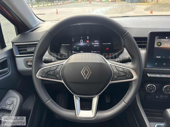 2024 CLİO 1.0 TCe Evolution otomatik 18 bin KM İLK ELDEN