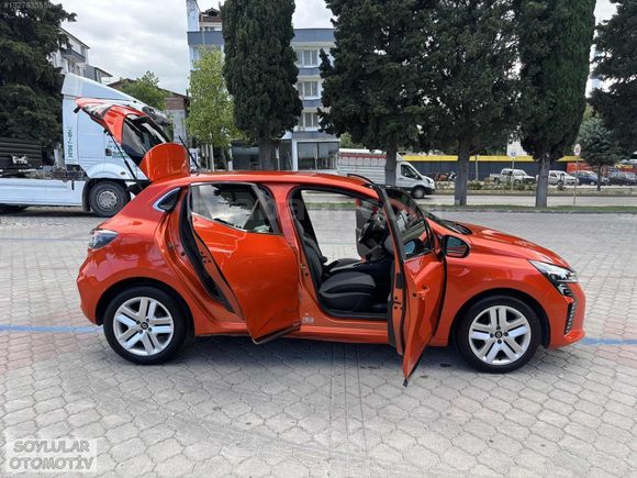 2024 CLİO 1.0 TCe Evolution otomatik 18 bin KM İLK ELDEN