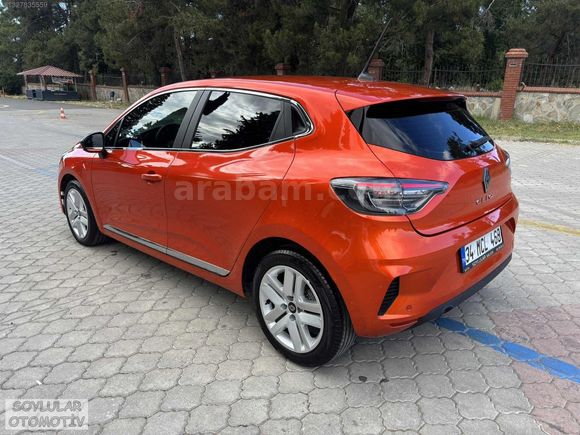 2024 CLİO 1.0 TCe Evolution otomatik 18 bin KM İLK ELDEN
