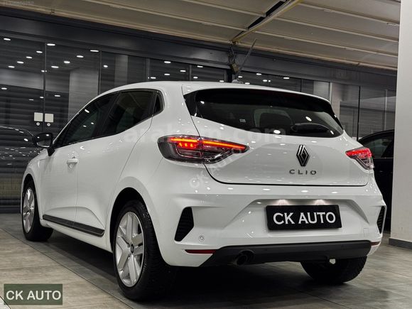 CK AUTO-2024 CLİO 1.0 TCE EVOLUTİON 38.000 KM GSR2 BOYASIZ