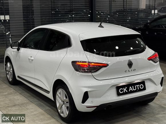 CK AUTO-2024 CLİO 1.0 TCE EVOLUTİON 38.000 KM GSR2 BOYASIZ