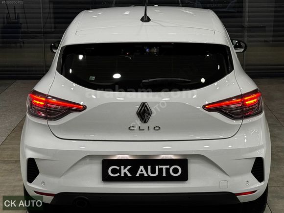 CK AUTO-2024 CLİO 1.0 TCE EVOLUTİON 38.000 KM GSR2 BOYASIZ