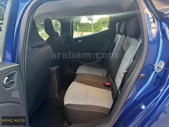 GENÇ AUTO'DAN HATASIZ BOYASIZ CLİO 0.68 KREDİ İMKANI İLE