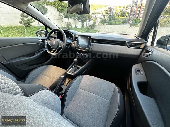 GENÇ AUTO'DAN HATASIZ BOYASIZ CLİO 0.68 KREDİ İMKANI İLE