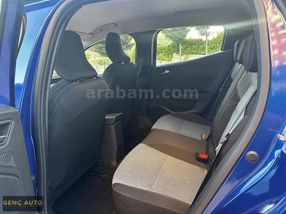 GENÇ AUTO'DAN HATASIZ BOYASIZ CLİO 0.68 KREDİ İMKANI İLE