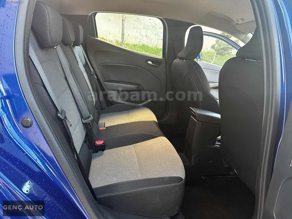GENÇ AUTO'DAN HATASIZ BOYASIZ CLİO 0.68 KREDİ İMKANI İLE