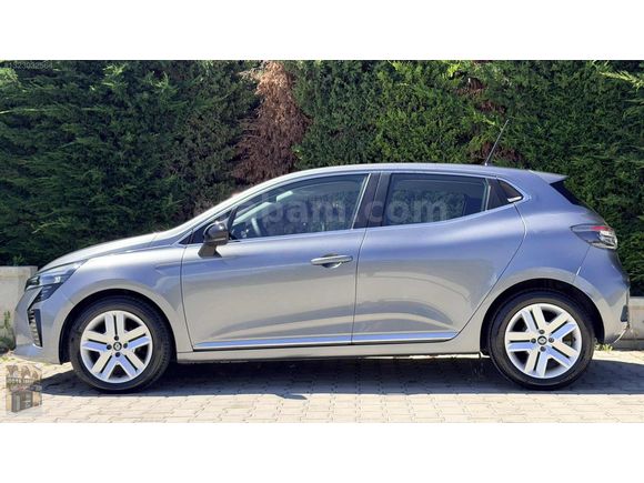 MUTLU OTOMOTİV 'DEN 2024 CLİO BOYASIZ TRAMERSİZ 39.000 KM'de