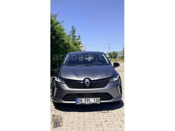 MUTLU OTOMOTİV 'DEN 2024 CLİO BOYASIZ TRAMERSİZ 39.000 KM'de