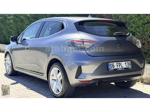 MUTLU OTOMOTİV 'DEN 2024 CLİO BOYASIZ TRAMERSİZ 39.000 KM'de