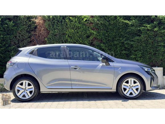 MUTLU OTOMOTİV 'DEN 2024 CLİO BOYASIZ TRAMERSİZ 39.000 KM'de
