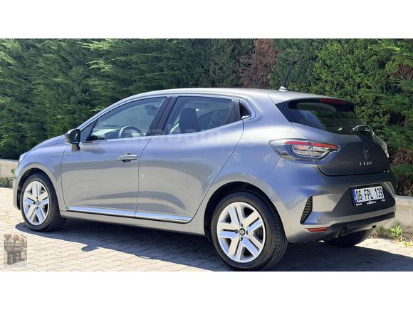 MUTLU OTOMOTİV 'DEN 2024 CLİO BOYASIZ TRAMERSİZ 39.000 KM'de