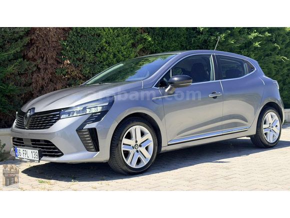 MUTLU OTOMOTİV 'DEN 2024 CLİO BOYASIZ TRAMERSİZ 39.000 KM'de