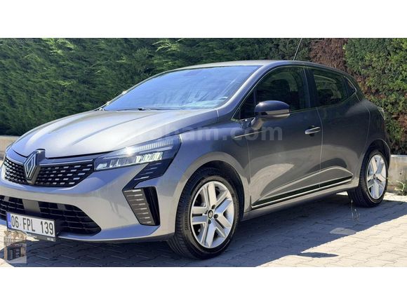 MUTLU OTOMOTİV 'DEN 2024 CLİO BOYASIZ TRAMERSİZ 39.000 KM'de