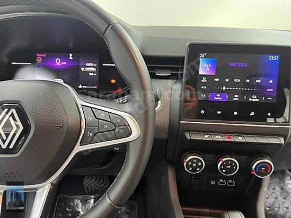 YÜCELER OTO'DAN 2024 MODEL RENAULT CLİO EVOLUTİON KDV%20 HATASIZ