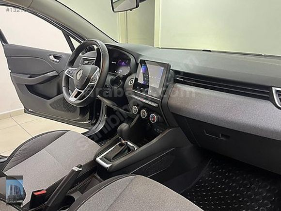 YÜCELER OTO'DAN 2024 MODEL RENAULT CLİO EVOLUTİON KDV%20 HATASIZ