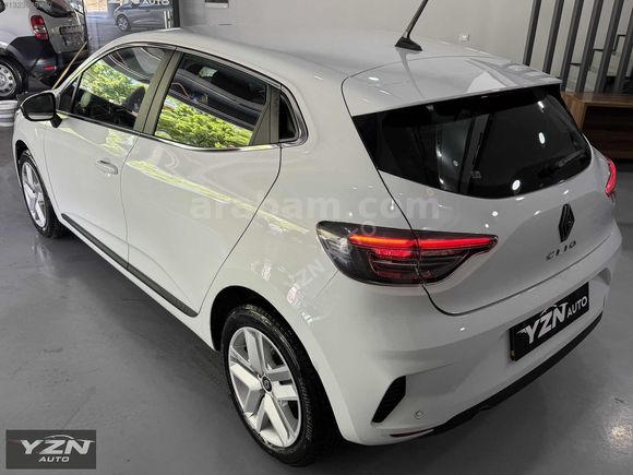 2025 MODEL RENAULT CLİO 1.0 TCE EVOLUTİON DEĞİŞENSİZ BOYASIZ