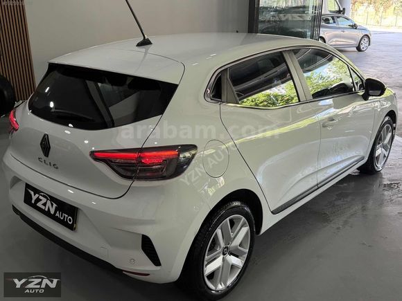 2025 MODEL RENAULT CLİO 1.0 TCE EVOLUTİON DEĞİŞENSİZ BOYASIZ