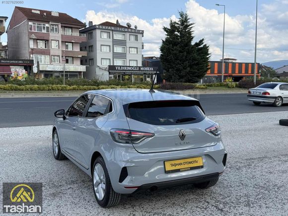 2024BOYASIZ1.0TCE EVOLUTİON28.000KMKARTA12TAKSİTTAKASOLUR
