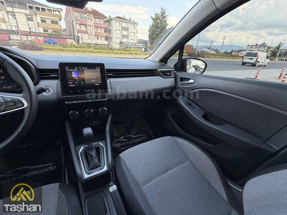 2024BOYASIZ1.0TCE EVOLUTİON28.000KMKARTA12TAKSİTTAKASOLUR