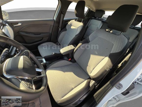 2025 RENAULT CLİO EVOLUTİON 1.0TCE 91BG X-TRONİC 16.641KM
