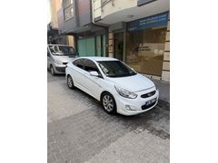 Sahibinden Hyundai Accent Blue 1.6 CRDI Mode Plus 2015 Model 