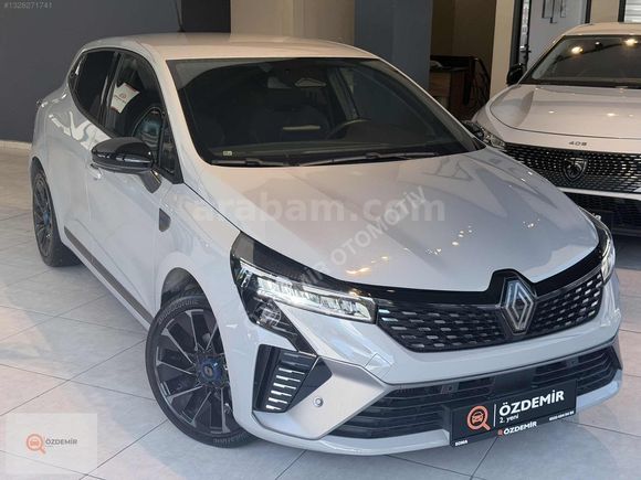 ÖZDEMİR"2025 CLİO 1.0TCe TECHNO ESPRİT ALPİNE 16.300 KM BOYASIZ