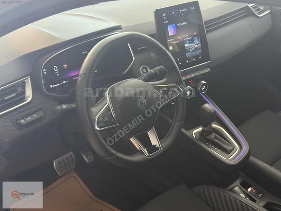 ÖZDEMİR"2025 CLİO 1.0TCe TECHNO ESPRİT ALPİNE 16.300 KM BOYASIZ
