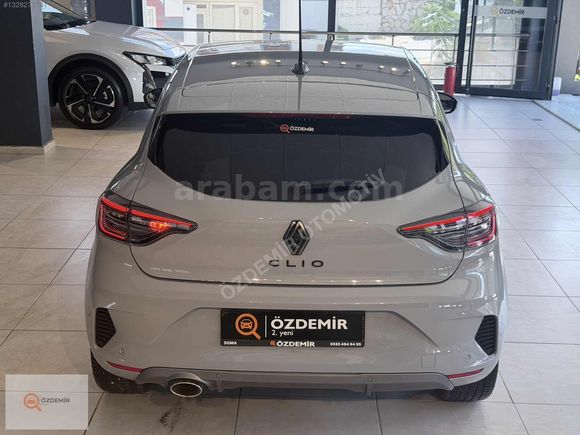 ÖZDEMİR"2025 CLİO 1.0TCe TECHNO ESPRİT ALPİNE 16.300 KM BOYASIZ