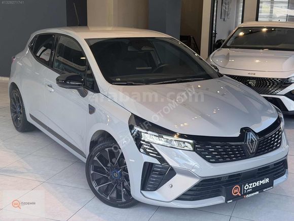 ÖZDEMİR"2025 CLİO 1.0TCe TECHNO ESPRİT ALPİNE 16.300 KM BOYASIZ