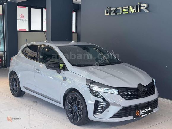 ÖZDEMİR"2025 CLİO 1.0TCe TECHNO ESPRİT ALPİNE 16.300 KM BOYASIZ